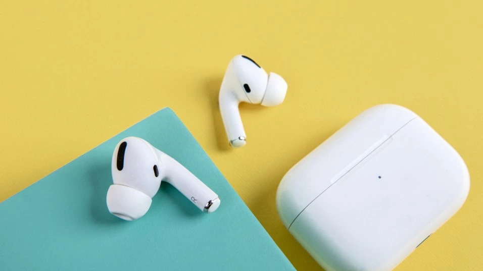 AirPods Not Charging? Quick & Easy Fixes